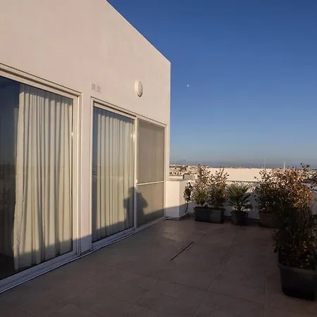 The View Penthouse Bed & Breakfast *