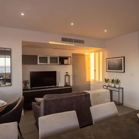 The View Penthouse 4* Lija