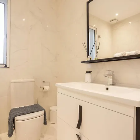 The View Penthouse Oda ve Kahvaltı
