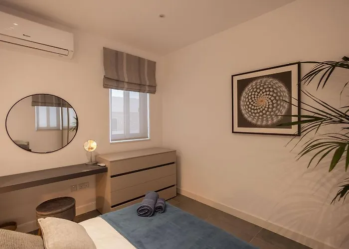 The View Penthouse Bed and Breakfast 4*