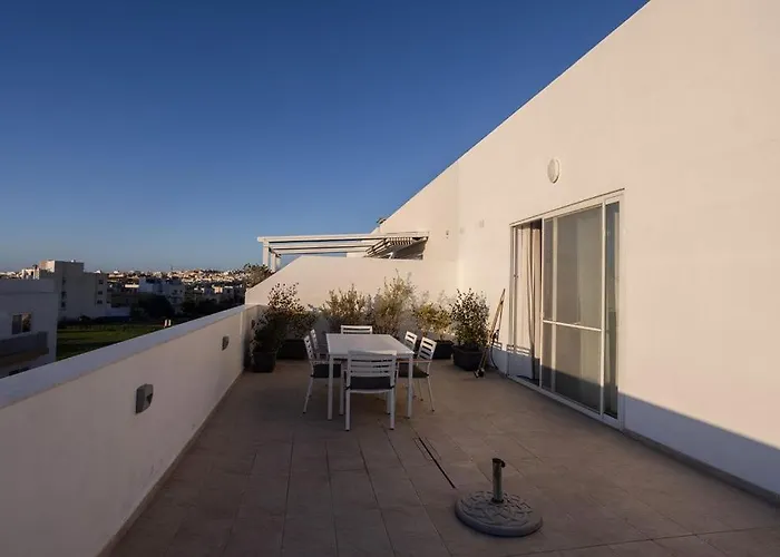 The View Penthouse 4* Lija